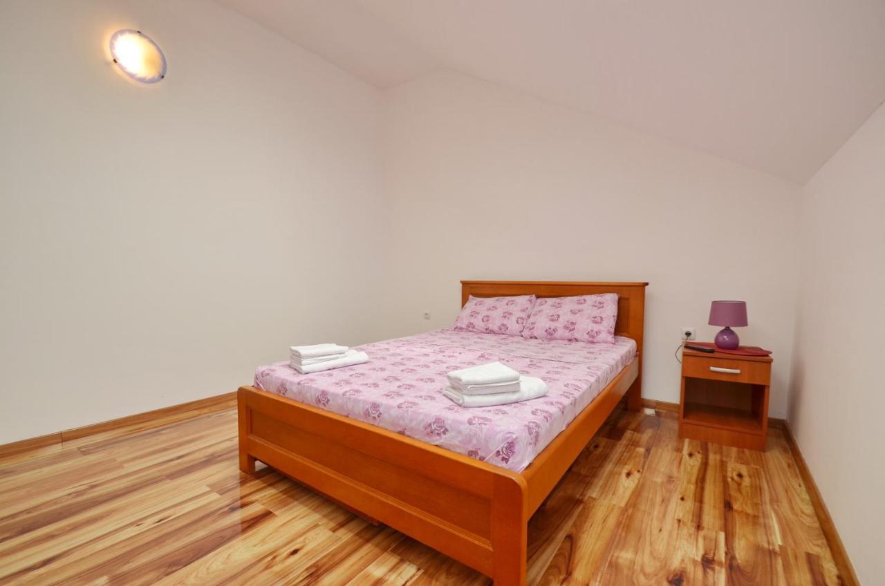 Apartments Blue Lagoon โกตอร์ ภายนอก รูปภาพ