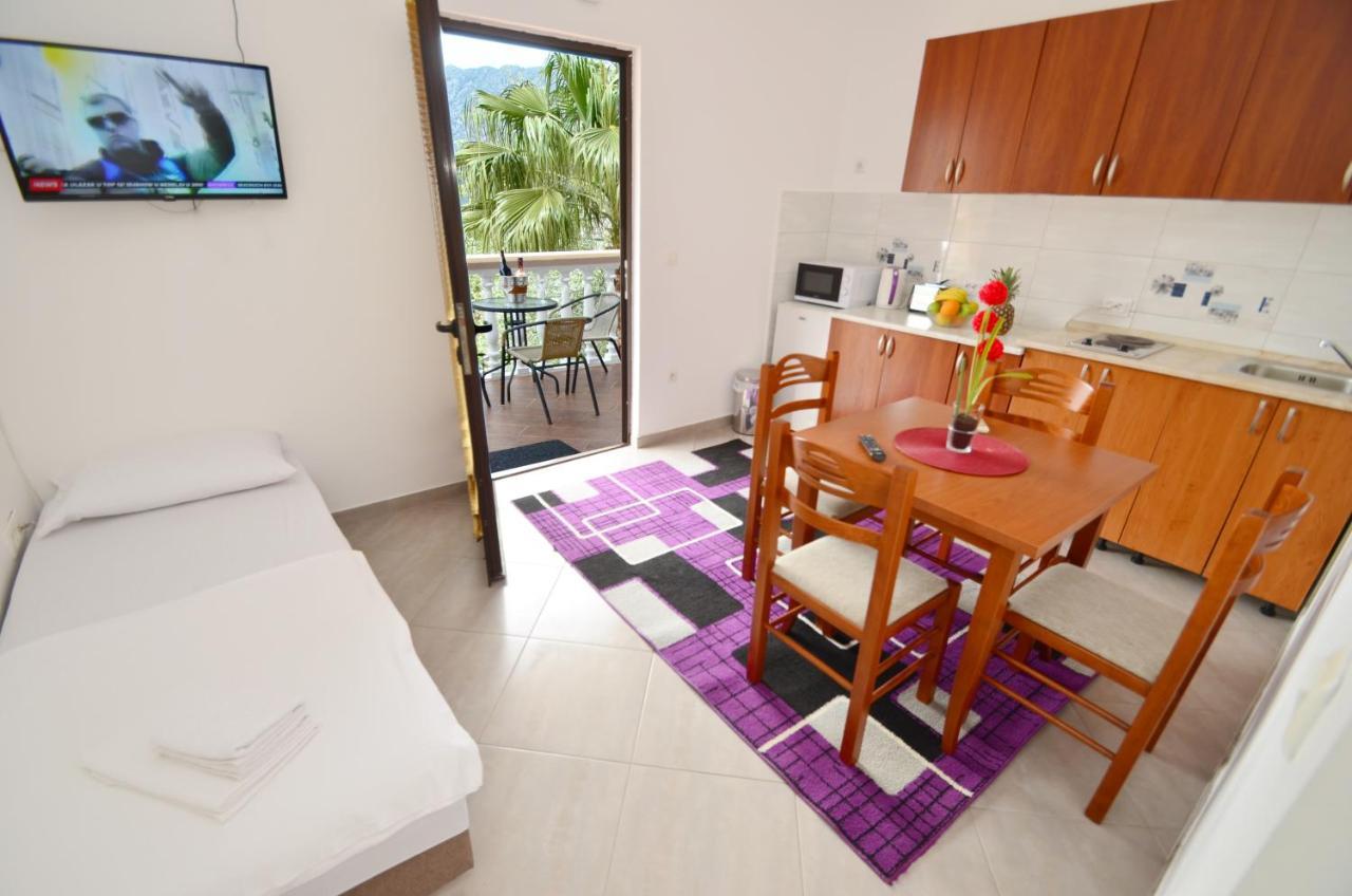 Apartments Blue Lagoon โกตอร์ ภายนอก รูปภาพ