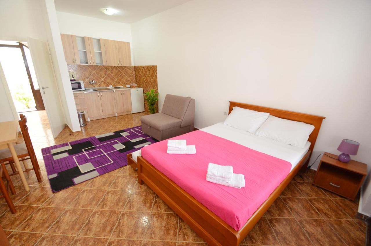 Apartments Blue Lagoon โกตอร์ ภายนอก รูปภาพ