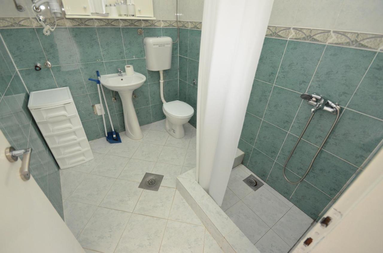 Apartments Blue Lagoon โกตอร์ ภายนอก รูปภาพ